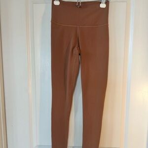 Aritzia TNAction Nude High Rise 7/8 Leggings, Size Small